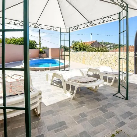 House Neda 펜션 Ražanj